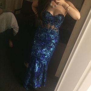 Cache size 2 Sequin dress Gala, Prom